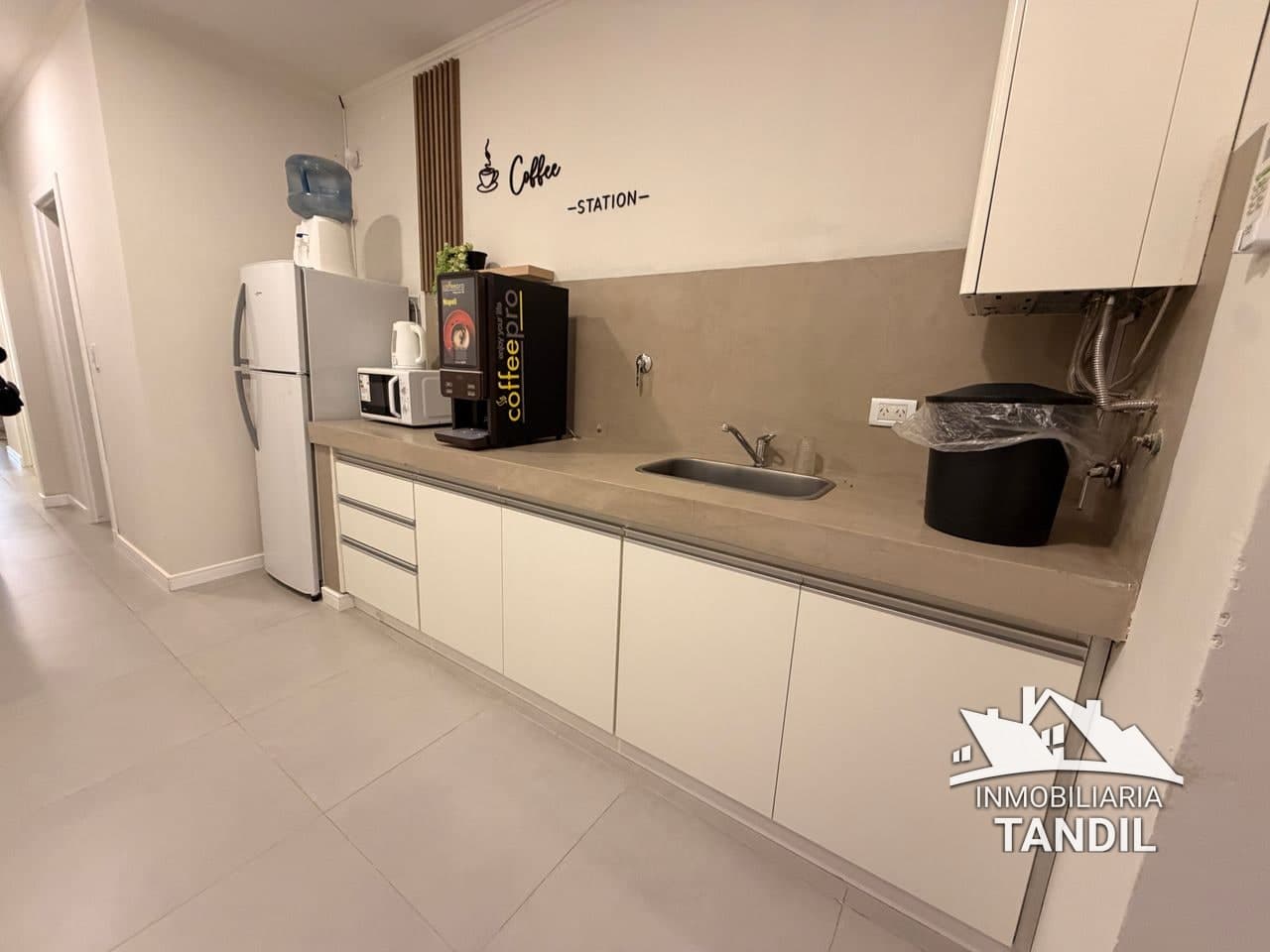 Av. España al 200 - Consultorios — Centrico, tandil (foto 8)