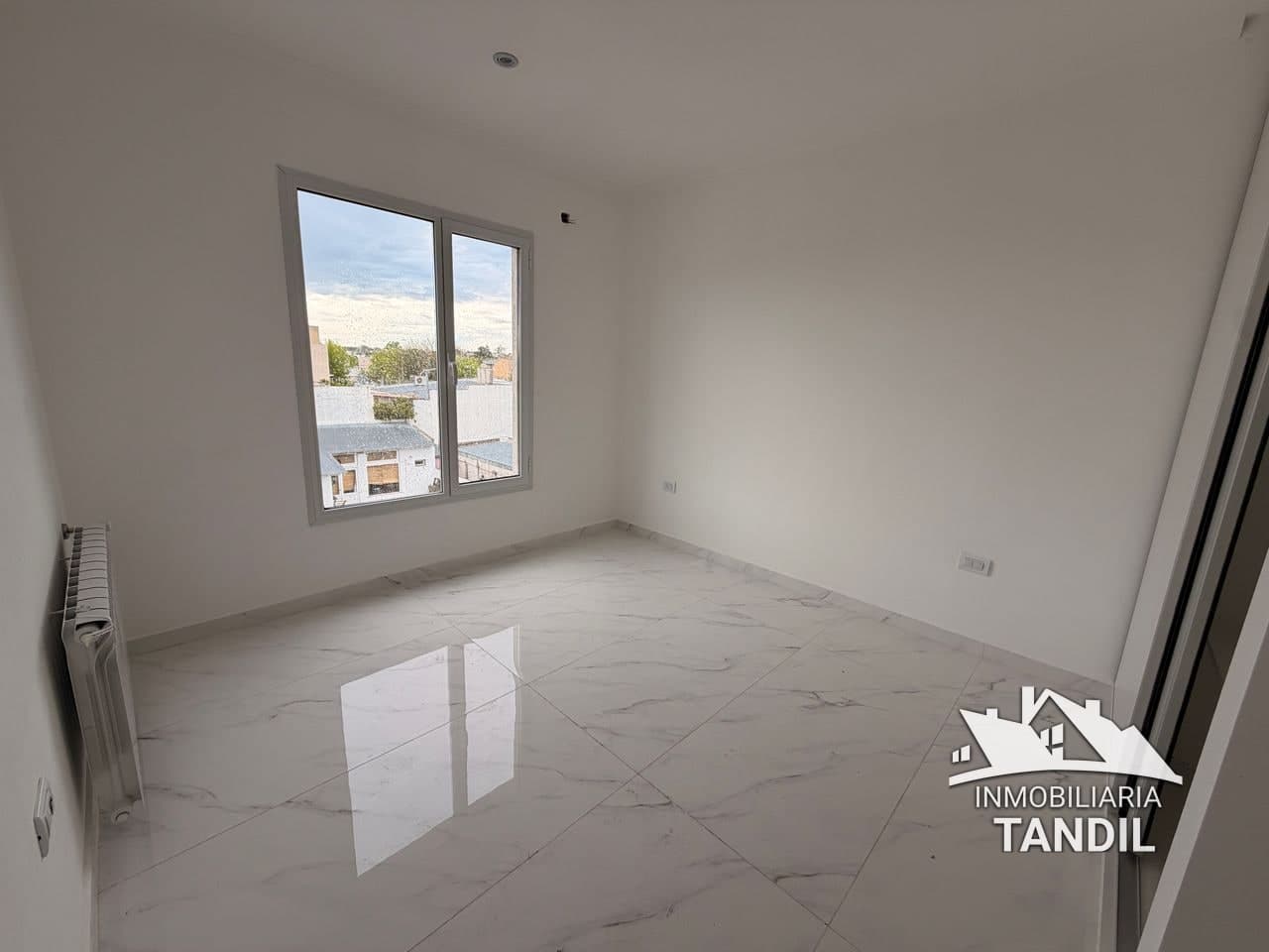 San Lorenzo al 1100 — tandil (foto 8)