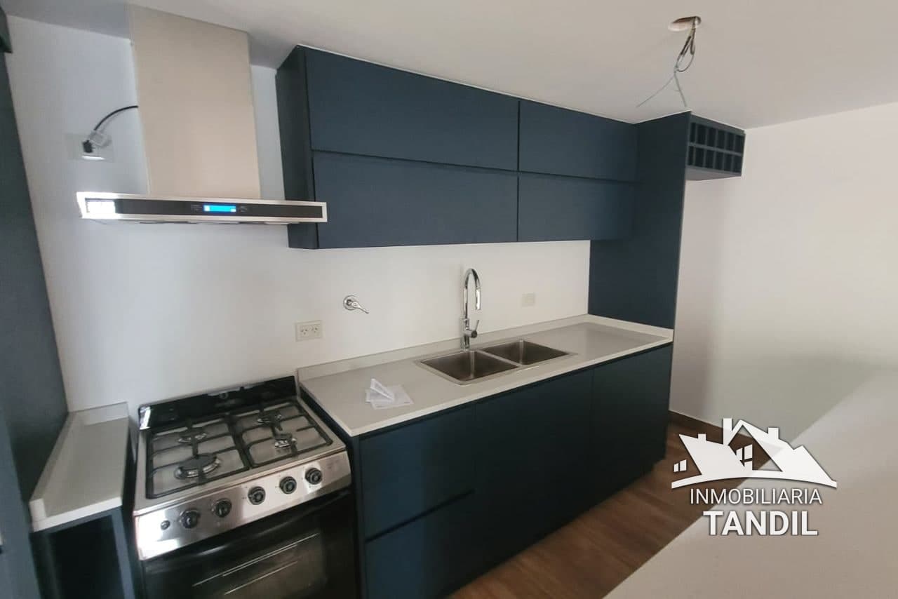 Departamento en alquiler en Semicentrico, Tandil — Av. Brasil al 300 (foto 5 de 10)
