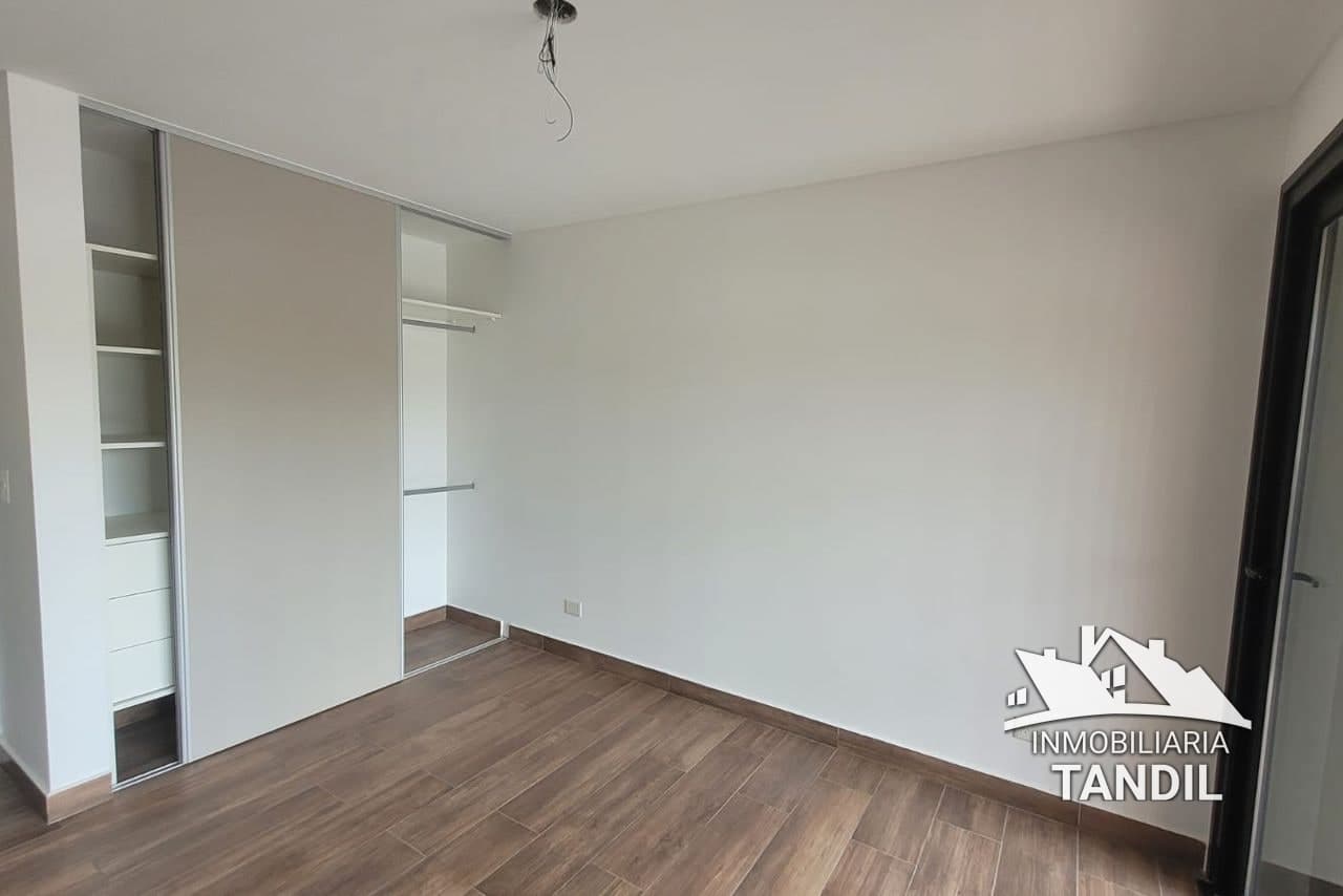Departamento en alquiler en Semicentrico, Tandil — Av. Brasil al 300 (foto 9 de 10)
