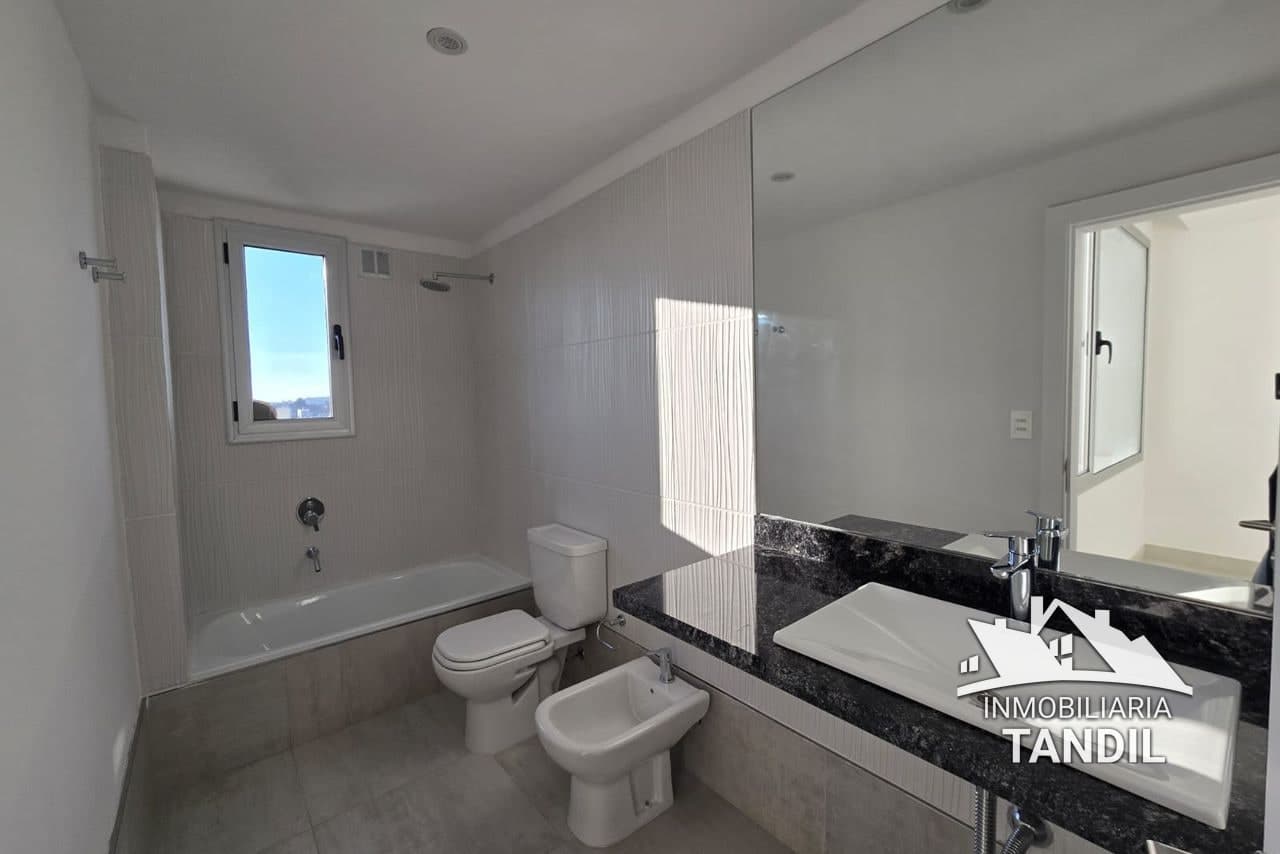 Departamento en alquiler en Centrico, Tandil — España al 700 (foto 8 de 10)