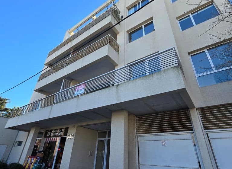 Departamento en alquiler en Centrico, Tandil — 25 de Mayo al 800